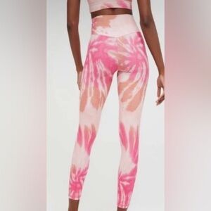 Offline Crossover leggings and sports bra